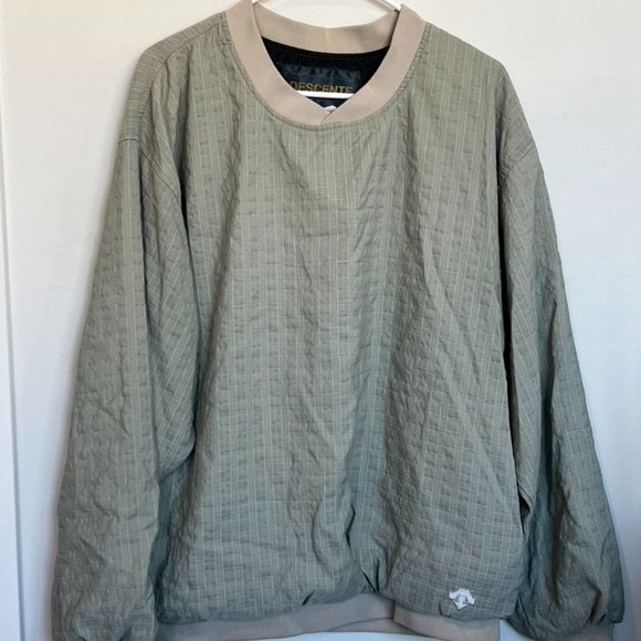 Descente Jackets & Blazers - Plaid Descente Pullover